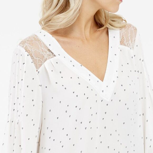 KISMET White 3/4 Sleeve Blouse With Hearts Size Extra Small - Picture 7 of 8